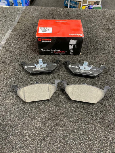 AUDI A1 8X SEAT ARONA CORDOBA SKODA FABIA CITIGO FRONT BRAKE PAD SET 