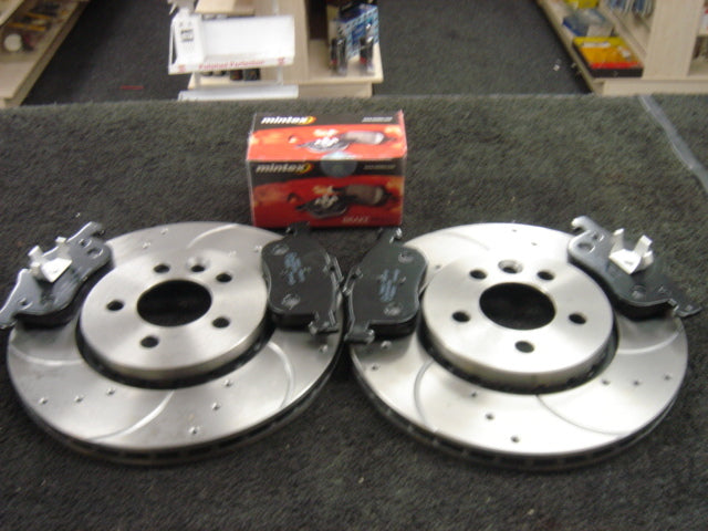 ROVER 75 FRONT BRAKE DISC CROSS DRILLED GROOVED MINTEX BRAKE PADS FRONT