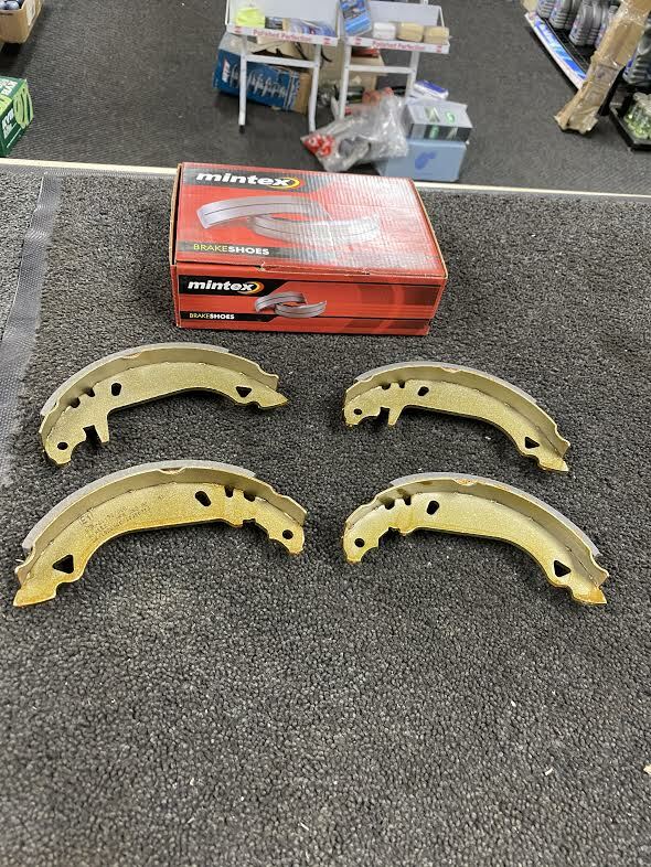 FOR FIAT PUNTO 55 60 1.1 1.2 SPORTING REAR MINTEX BRAKE SHOES