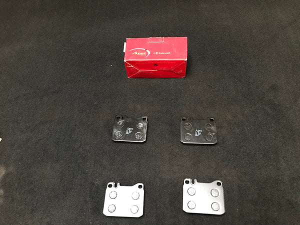 FOR MERCEDES 200 280 R107 COVERTIBLE 2.7 SL 1974-1985 FRONT BRAKE PADS