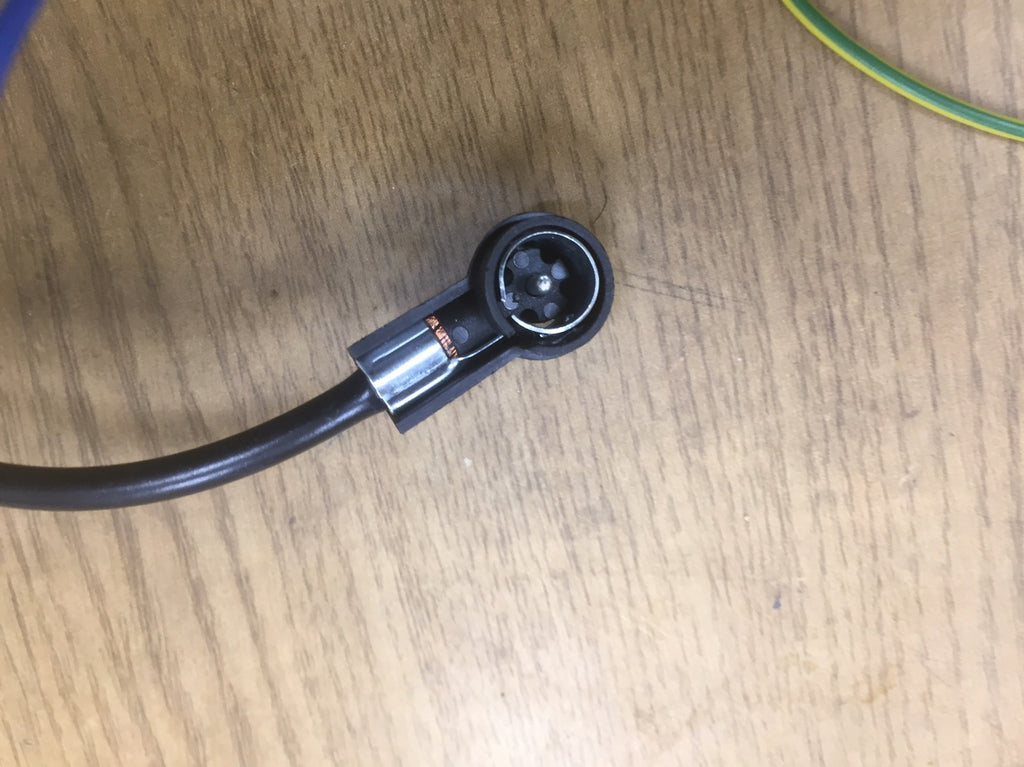 CT20VW03 ISO CABLE HARNESS VW GOLF 5/ PASSAT/TOUAREG 02 ONWORDS