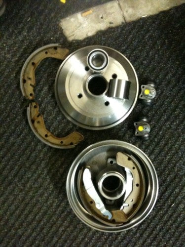 VAUXHALL CORSA C 00-06 BRAKE DRUM WHEEL BEARING FITTED BRAKE SHOE BRAKE CYLINDER