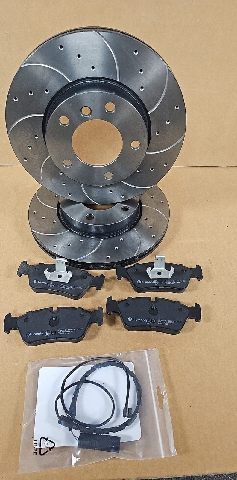 3 SERIES 320I (E36) BREMBO DRILLED BRAKE DISC PAD REAR HAND BRAKE SHOES