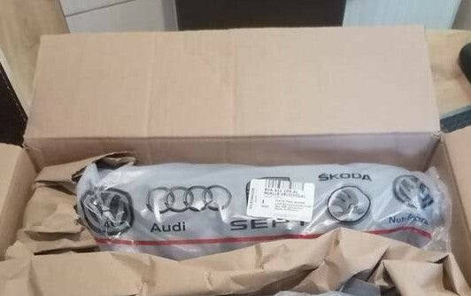AUDI Q5 2017 ON FRONT COIL SPRING   80A411105AL  GENUINE AUDI