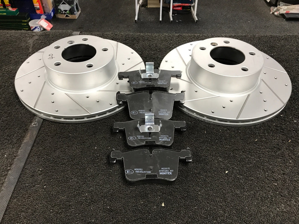 BMW 320d 320i MSPORT F31 F30 CROSS DRILLED GROOVED FRONT BRAKE DISC BRAKE PADS