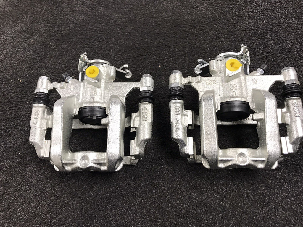 ZAFIRA MK3 1.4 1.6 CDTi 2 REAR BRAKE CALIPER COMPLETE BRACKETS SOLID DISC