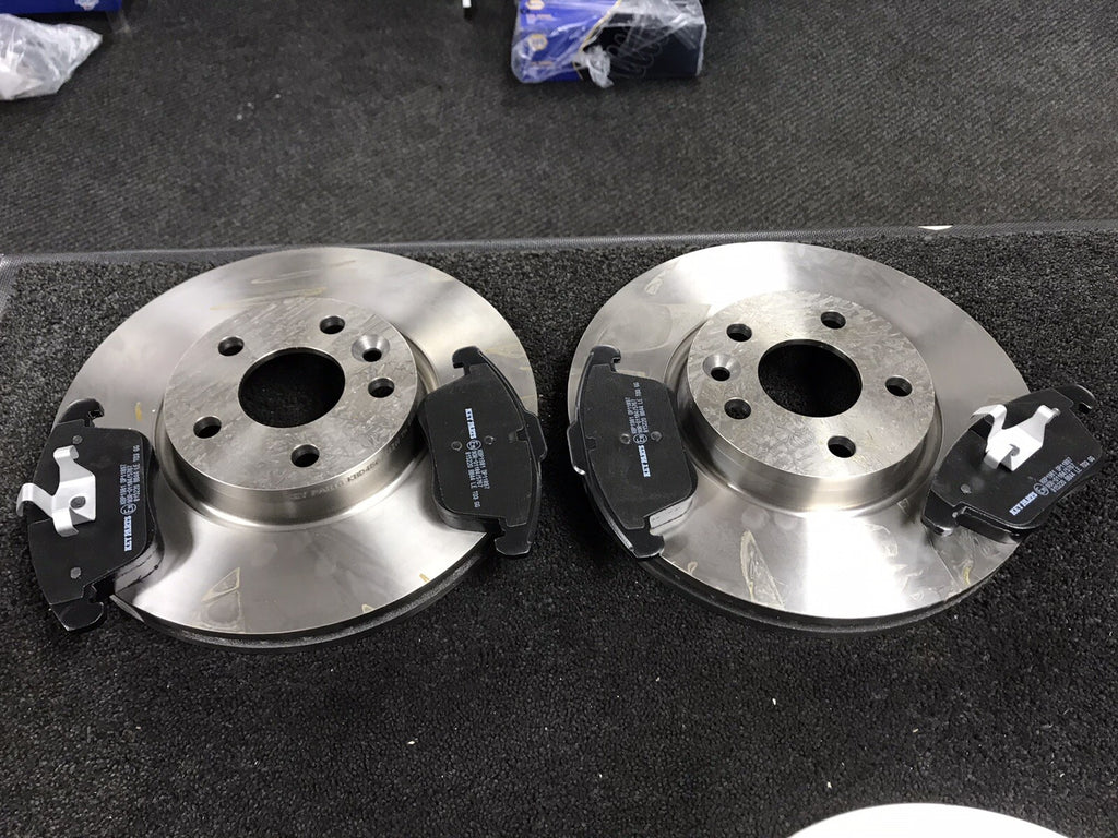 RANGE ROVER EVOQUE TD4 SD4 FRONT REAR BRAKE DISCS BRAKE PADS MAN HAND BRAKE