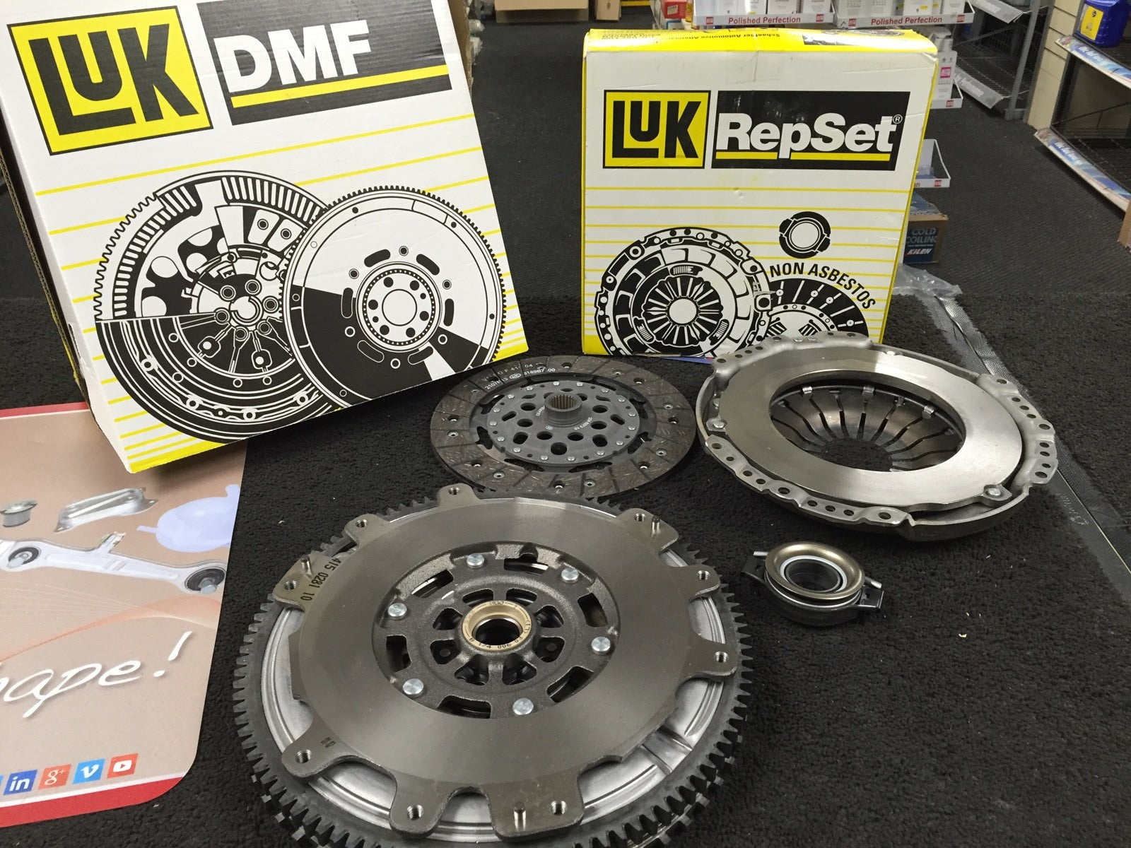 FOR NISSAN X-TRAIL XTRAIL 2.2DI YD22ETI FLYWHEEL CLUTCH KIT DUAL MASS FLYWHEEL 
