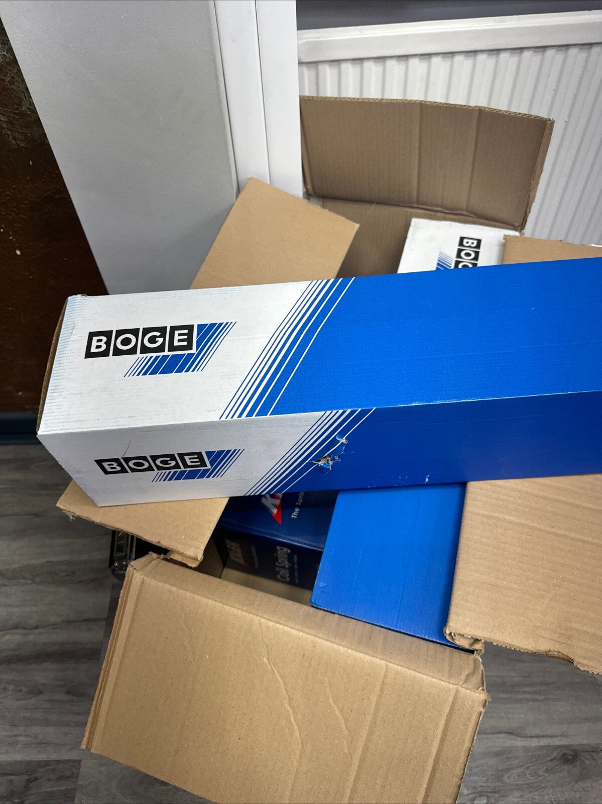 BMW M3 E46 SHOCK ABSORBER FRONT COIL SPRING FRONT BOTH SIDE LH RH 