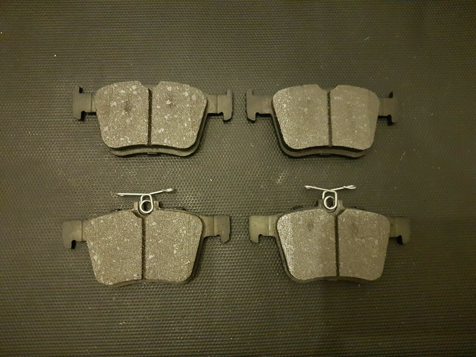 FOR AUDI A3 Q2 TT VW GOLF MK6 MK7 TOURAN SEAT LEON OE QUALITY REAR BRAKE PADS