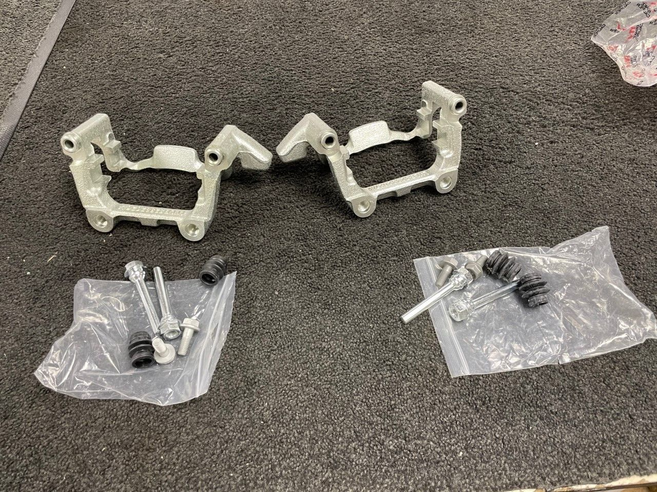 REAR BRAKE CALIPER CARRIER BRACKET LH NS AUDI A3 8P TFSi TSi TD GTD 256MM DISC