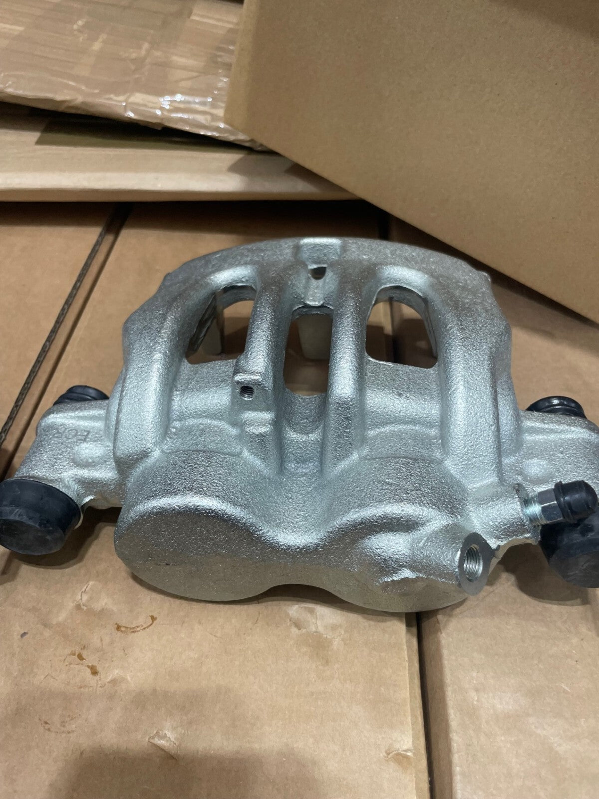 NS LH FRONT BRAKE CALIPER  MERCEDES SPRINTER 3T 3.5T CDI 2006-2016 BRAND NEW