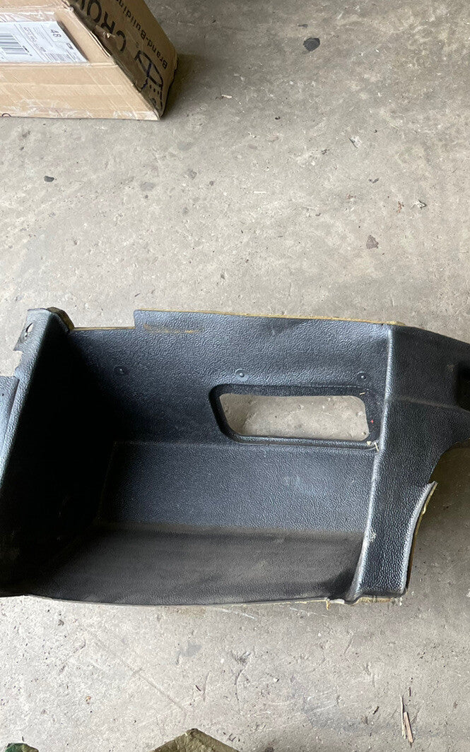 DEFENDER 90 110 Puma TDCI  BULKHEAD MAT MATTING Broken Passenger Side Piece