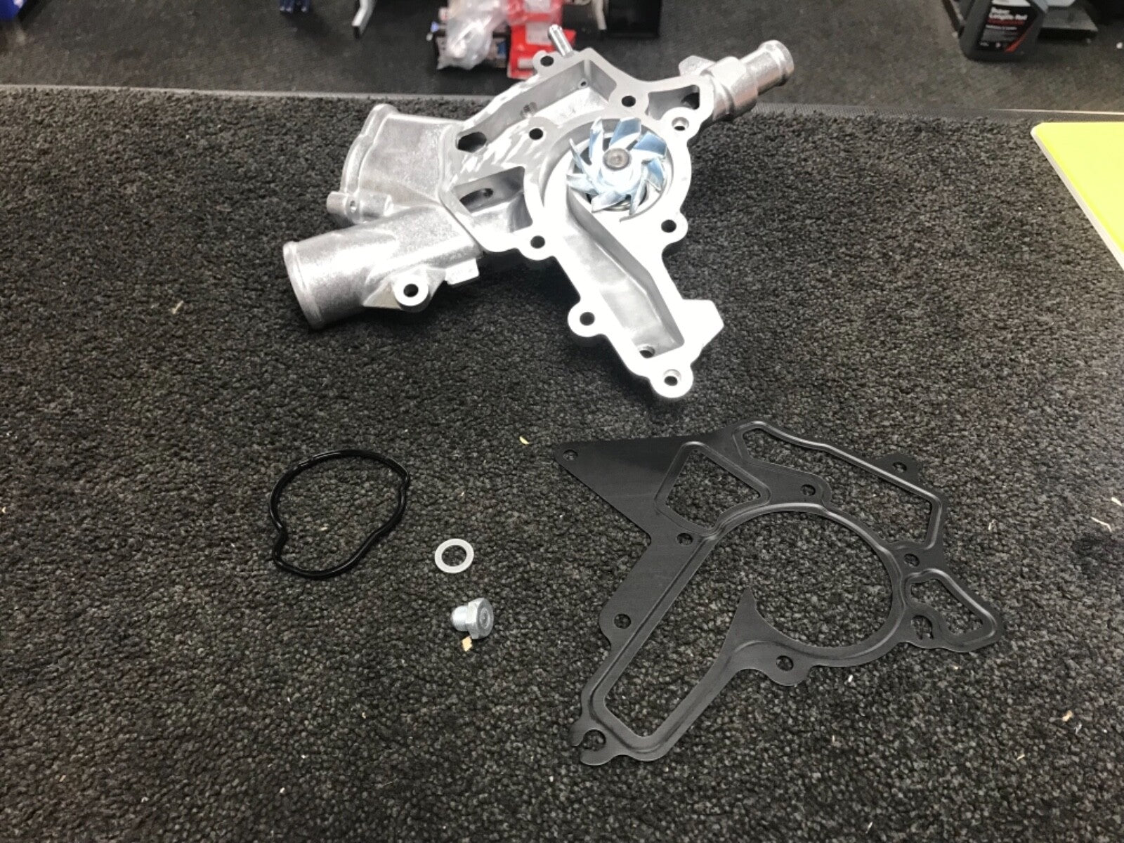 VAUXHALL CORSA C  Z12XEP WATER PUMP WITH OUT TEMPRATURE TRANSMITER