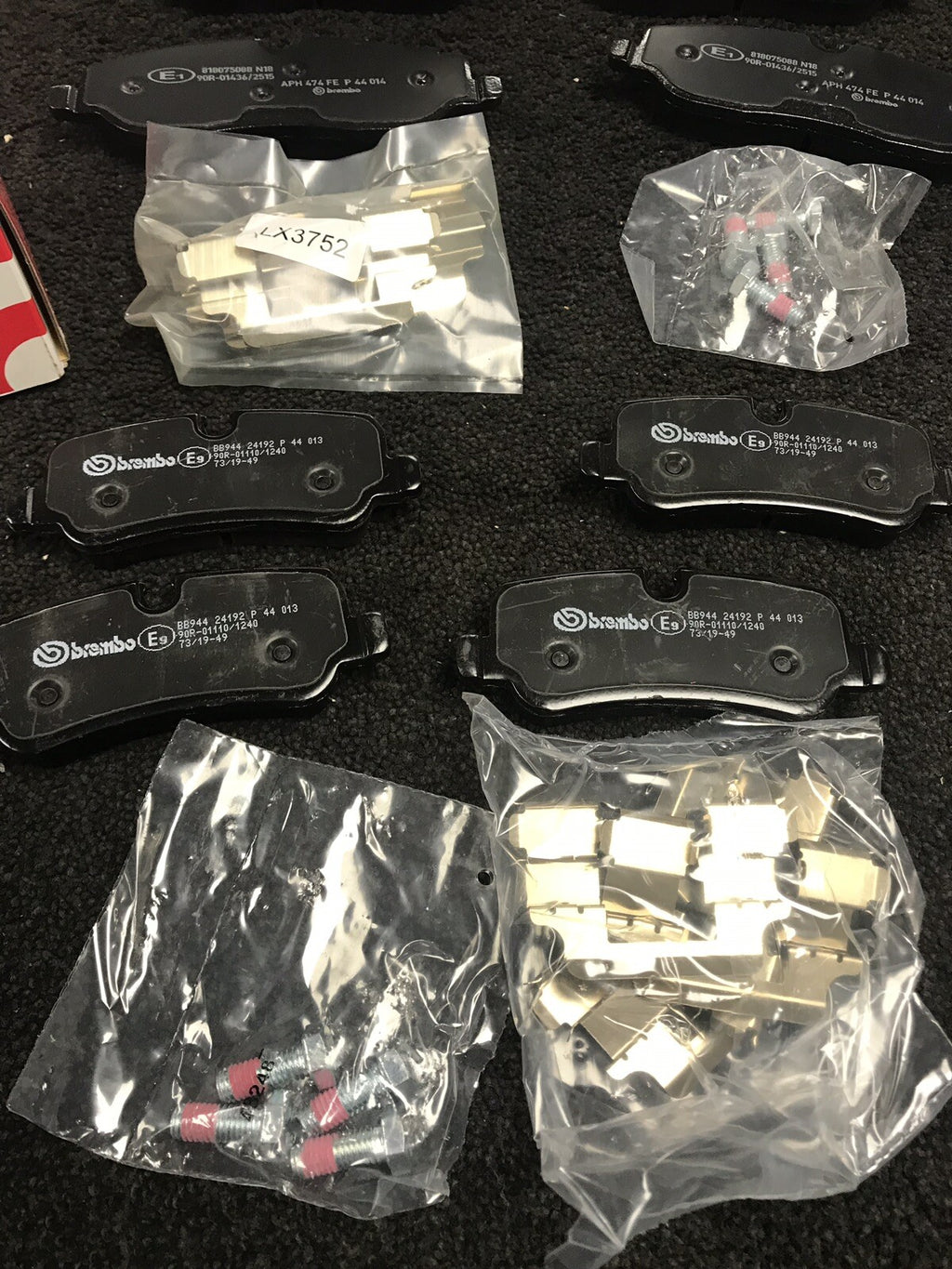  RANGE ROVER SPORT 2.7TD 3.6TD 4.2 4.4 FRONT REAR BRAKE PAD BREMBO BRAKE PAD SET