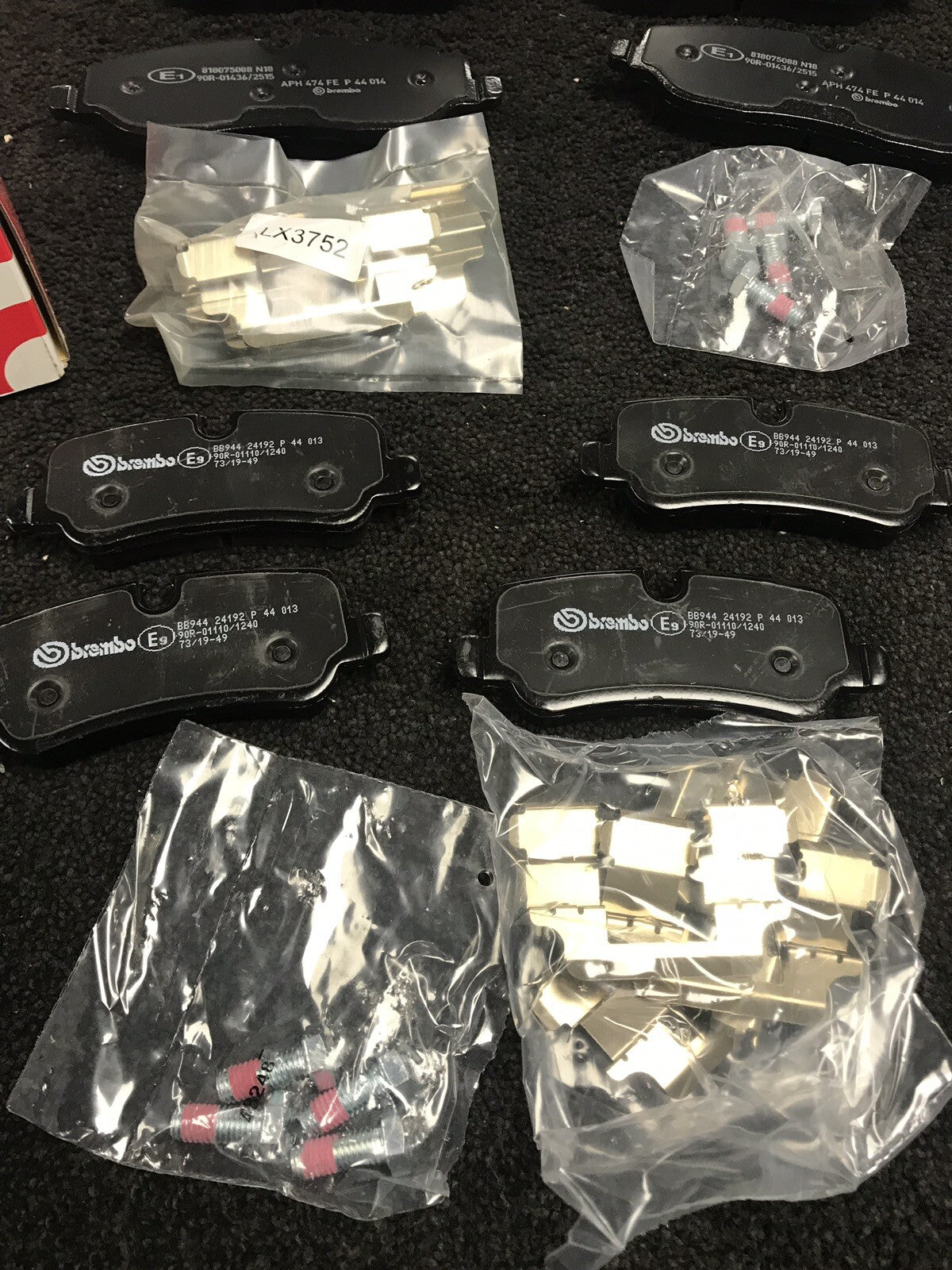  RANGE ROVER SPORT 2.7TD 3.6TD 4.2 4.4 FRONT REAR BRAKE PAD BREMBO BRAKE PAD SET