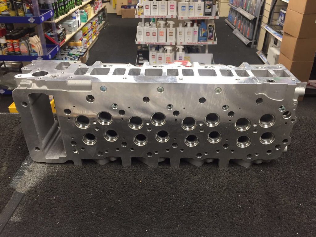 FOR MITSUBISHI SHOGUN TRITON CANTER 3.0TD 4M42 CYLINDER HEAD BRAND NEW