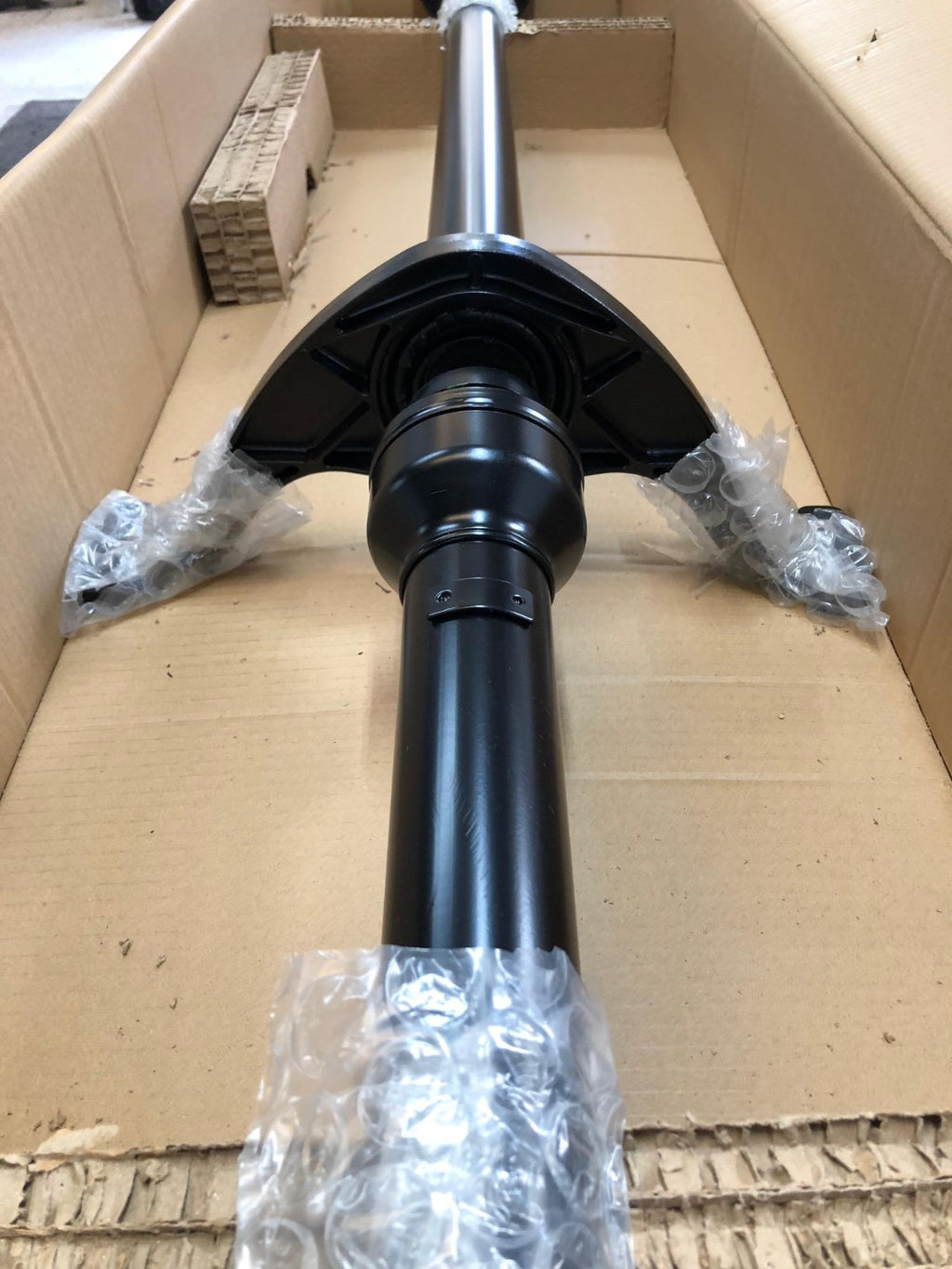VOLKSWAGEN TIGUAN TSi TDi 2008-2016 PROPSHAFT 5N0521101E C M 5N0 521101M 2160 mm