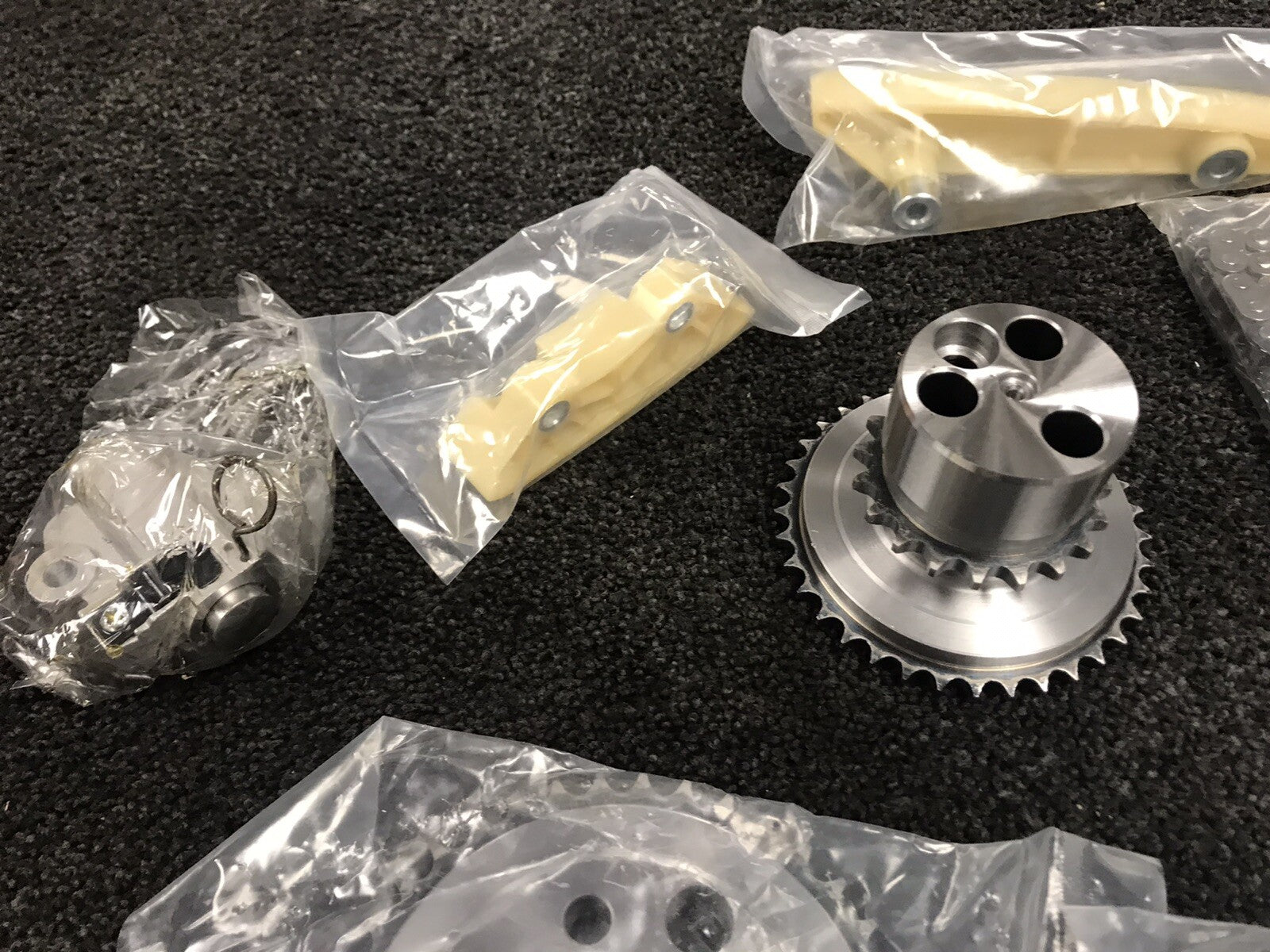 FORD TRANSIT TIMING CHAIN KIT 2.2 RWD MK8 2011 ON GEARS CHAIN GUIDES TENSIONER