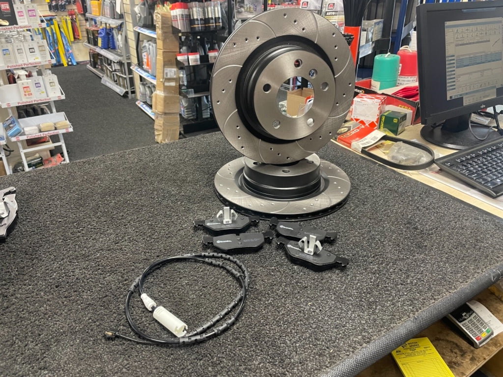 BMW E90 E91 E92 E84 BRAKE DISC DRILLED GROOVED BREMBO BRAKE PAD 312MM FRONT REAR