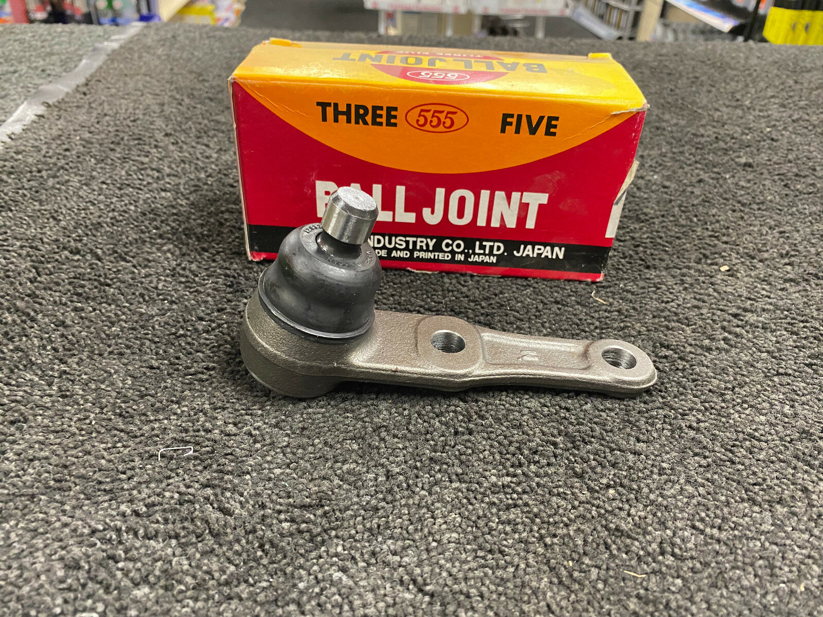 FRONT LOWER BALL JOINT FITS KIA MENTOR FA 16V 1.6 1.8
