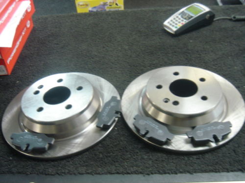 FOR MERCEDES VITO W639 04  REAR   BRAKE DISCS & PADS NEW 