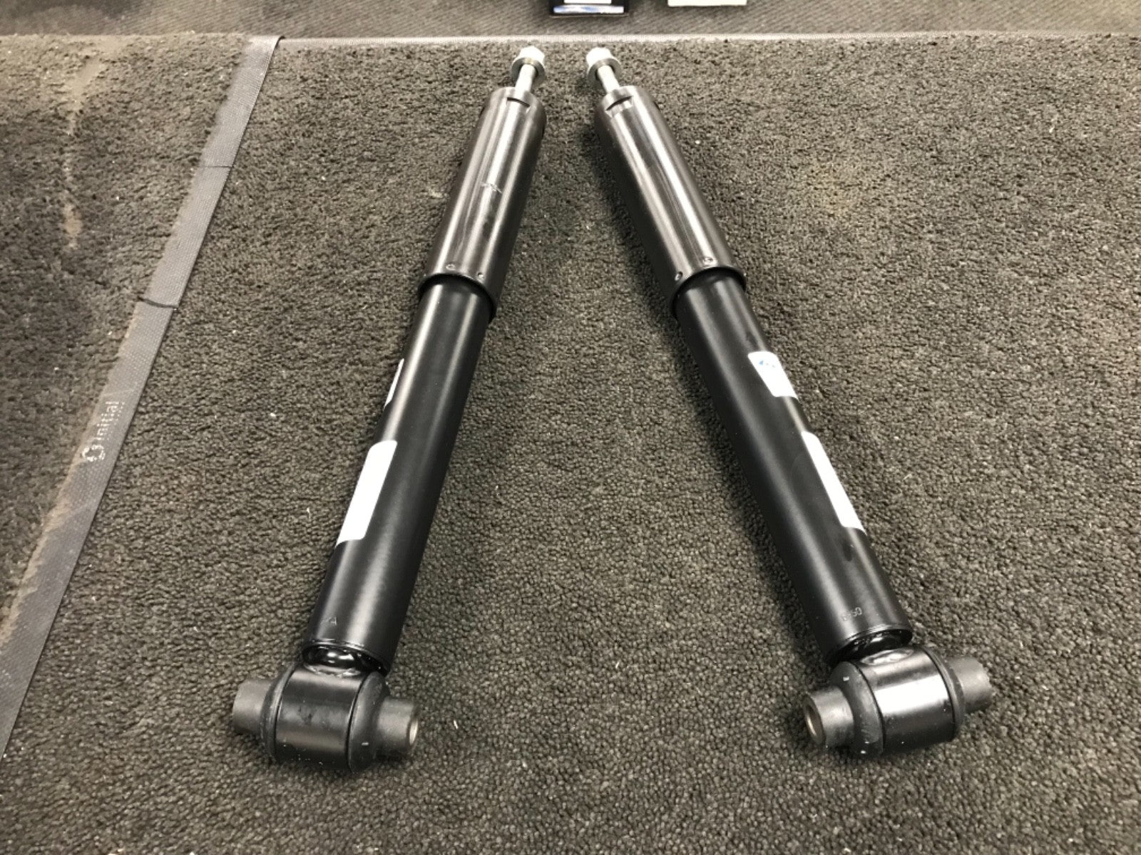 VOLVO XC90 2.4 2.5 2.9 3.2 4.4 REAR SHOCK ABSORBER SHOCKER PAIR 313216 E7502