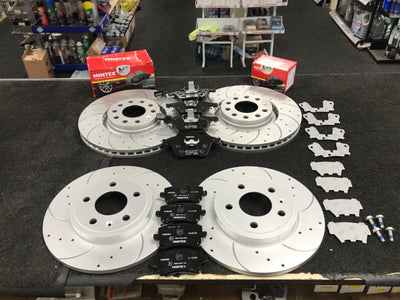 AUDI A4 B7 2.0TDI SLINE BRAKE DISCS DRILLED GROOVED FRONT REAR MINTEX  PADS SET