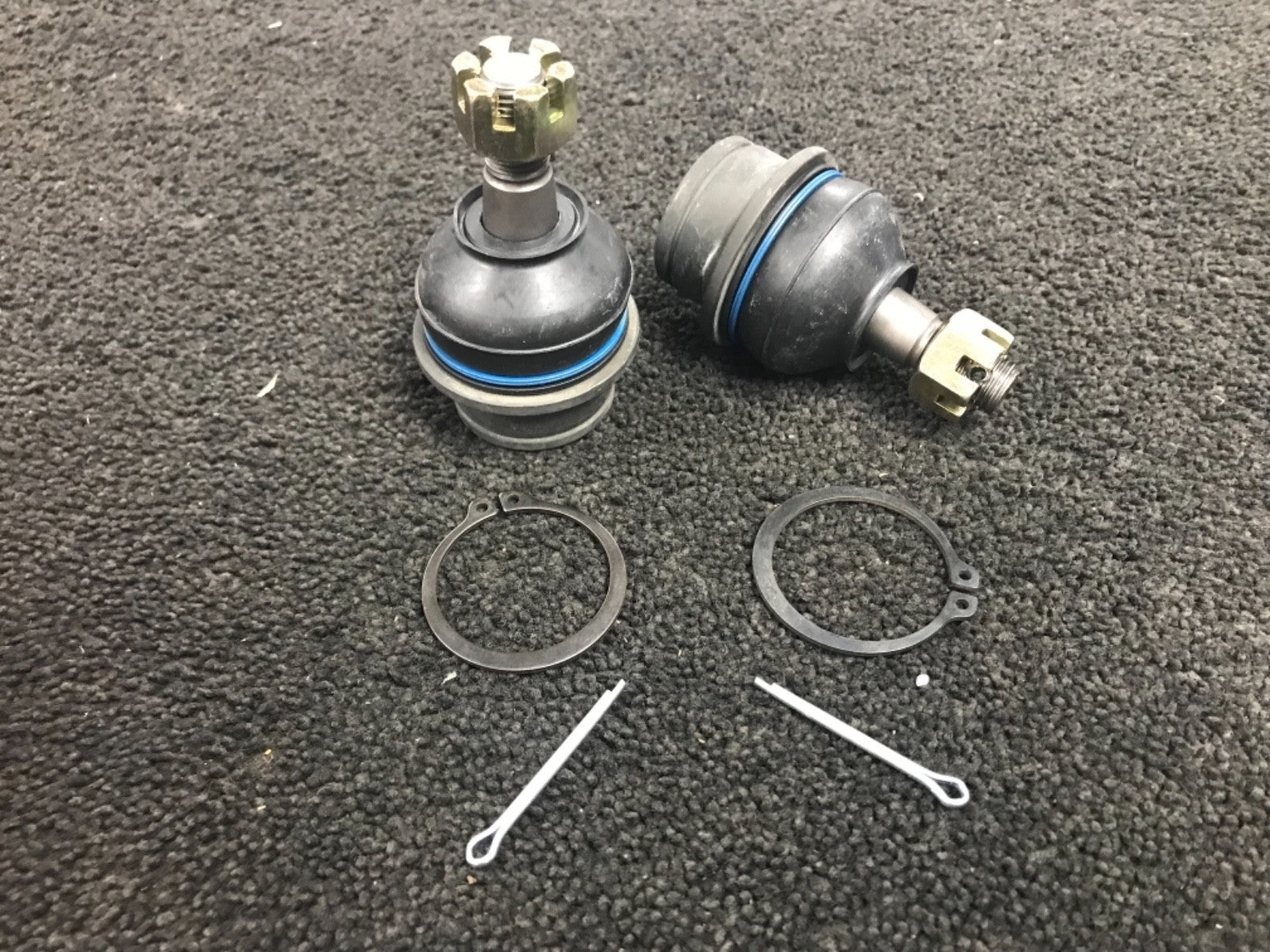 FOR NISSAN NAVARA D40 2PATHFINDER DCI 2005 ON 2 BALL JOINT UPPER BALL JOINT