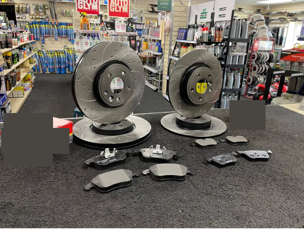FOR JAGUAR XF R-SPORT FRONT REAR DRILLED GROOVED BRAKE DISCS BRAKE PAD 325MM