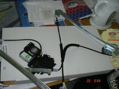 VW GOLF MK3  WINDOW REGULATOR MECHANISM WITH MOTOR