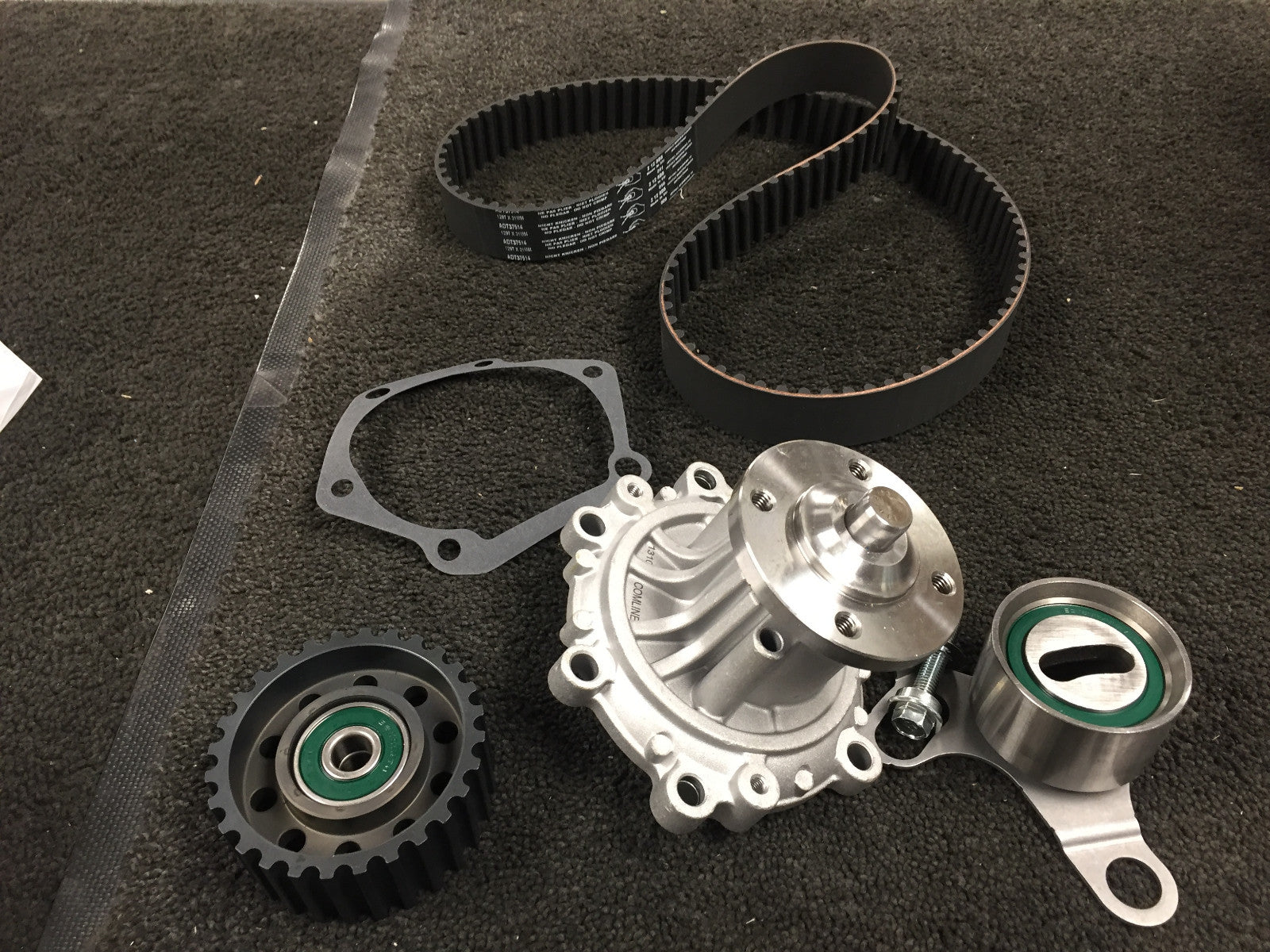 FOR HILUX HIACE CUSTOM 2.8D 3L HEAD GASKET SET BOLT TIMING BELT KITFILTER KIT