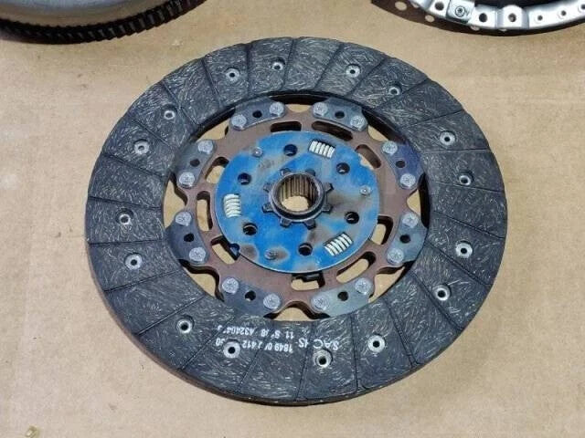 SKODA OCTAVIA 1Z SUPERB 2.0 TDi DUAL MASS FLYWHEEL CLUTCH KIT 6 SPEED MANUAL