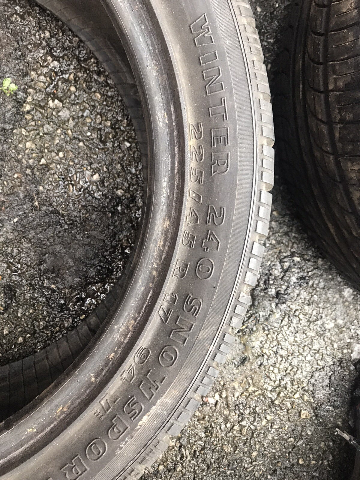 225 45 R17 93W Winter Tyre Used Good Tread