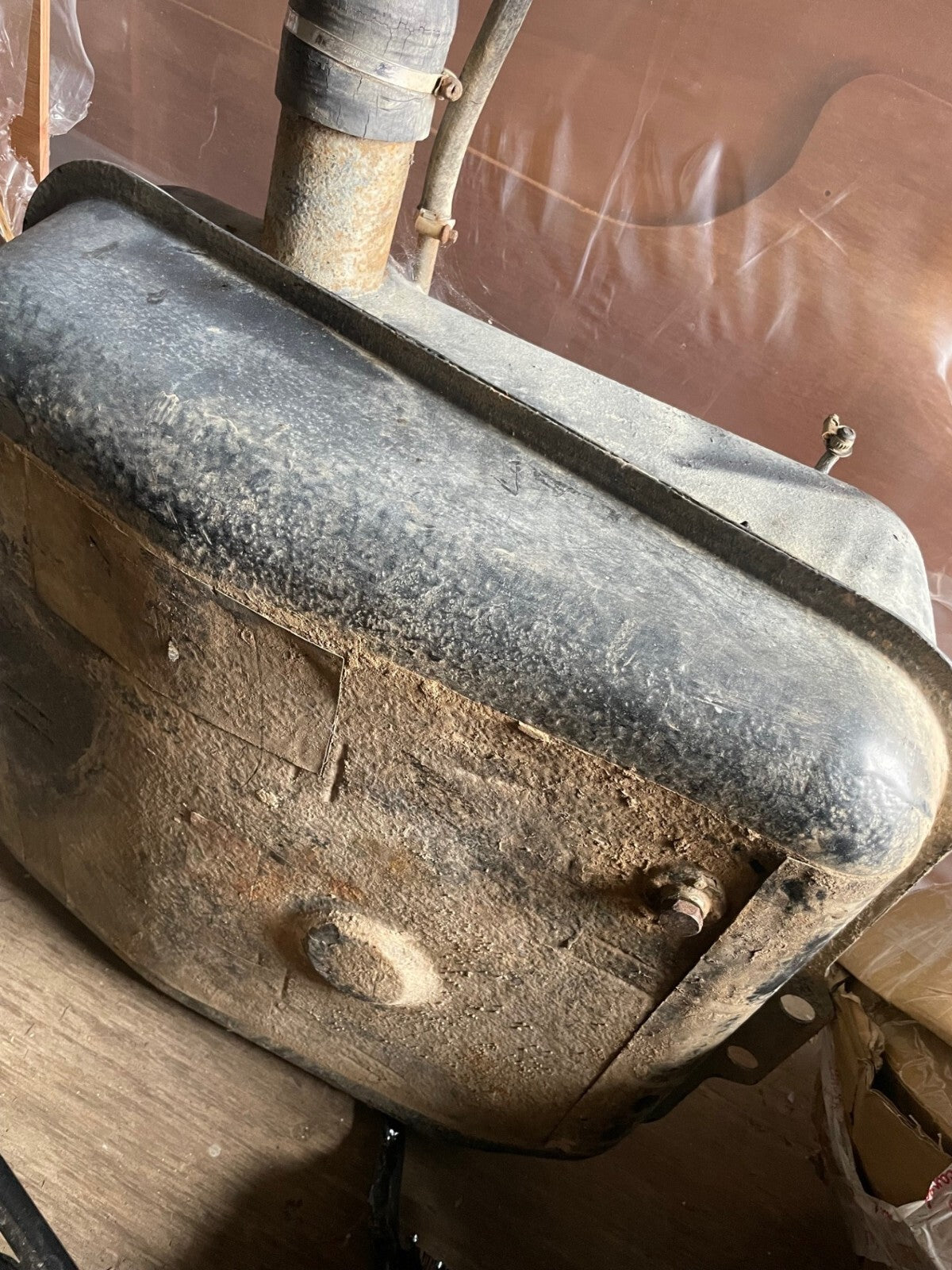 DEFENDER 110 2.5D NA 200 300TDI DIESEL FUEL TANK COMPLETE WITH PIPES