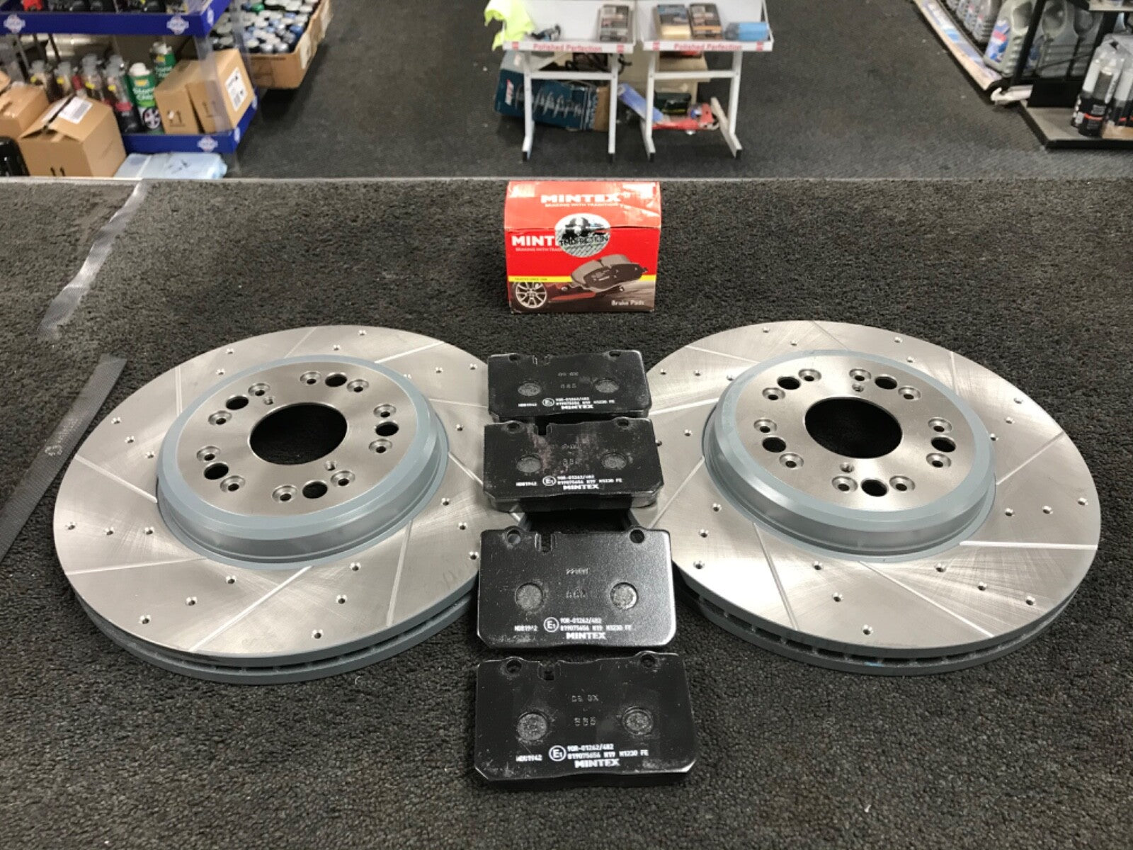 FOR LEXUS LS400 CELSIOR 1994-2001 FRONT  DRILLED GROOVED BRAKE DISC & PADS