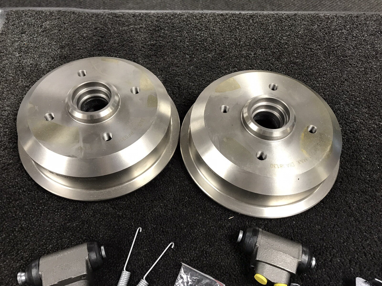 FOR FORD ESCORT MK3 RS 1600I 180MM  REAR BRAKE DRUM SHOES CYLINCERS FITTING KIT