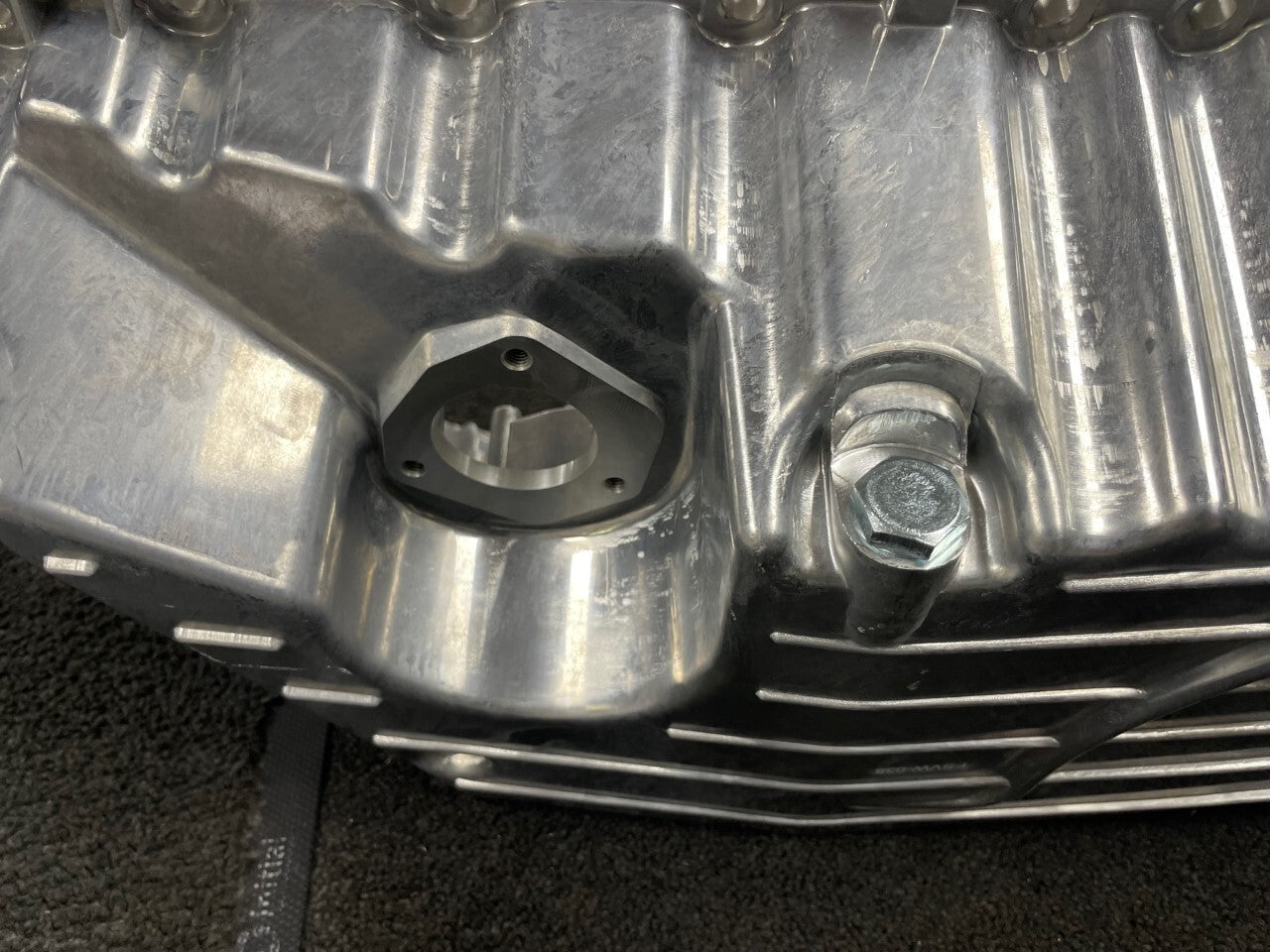 VW TRANSPORTER MULTIVAN T5 2.5TDi ENGINE OIL SUMP PAN + SUMP NUT ALUMINIUM NEW
