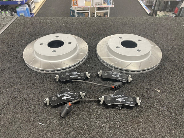 FORD MONDEO ST24 ST200 REAR GROOVED BRAKE DISCS MINTEX BRAKE PADS 