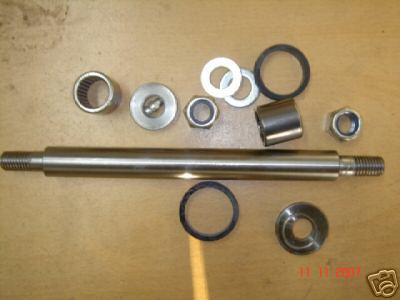 AUSTIN METERO ROVER MG METRO REAR RADIUS ARM REPAIR KIT