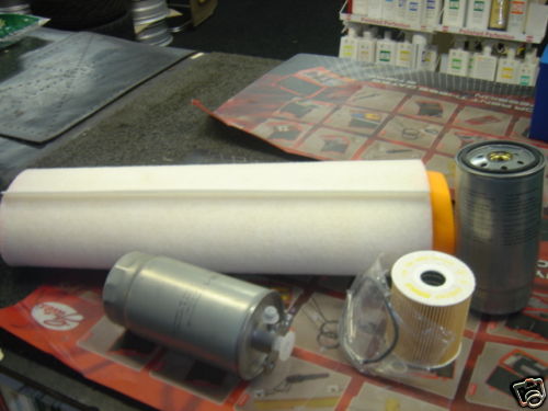 BMW 520 530 TD E39 OIL FILTER AIR  FILTER FUEL FILTER SEVICE KIT
