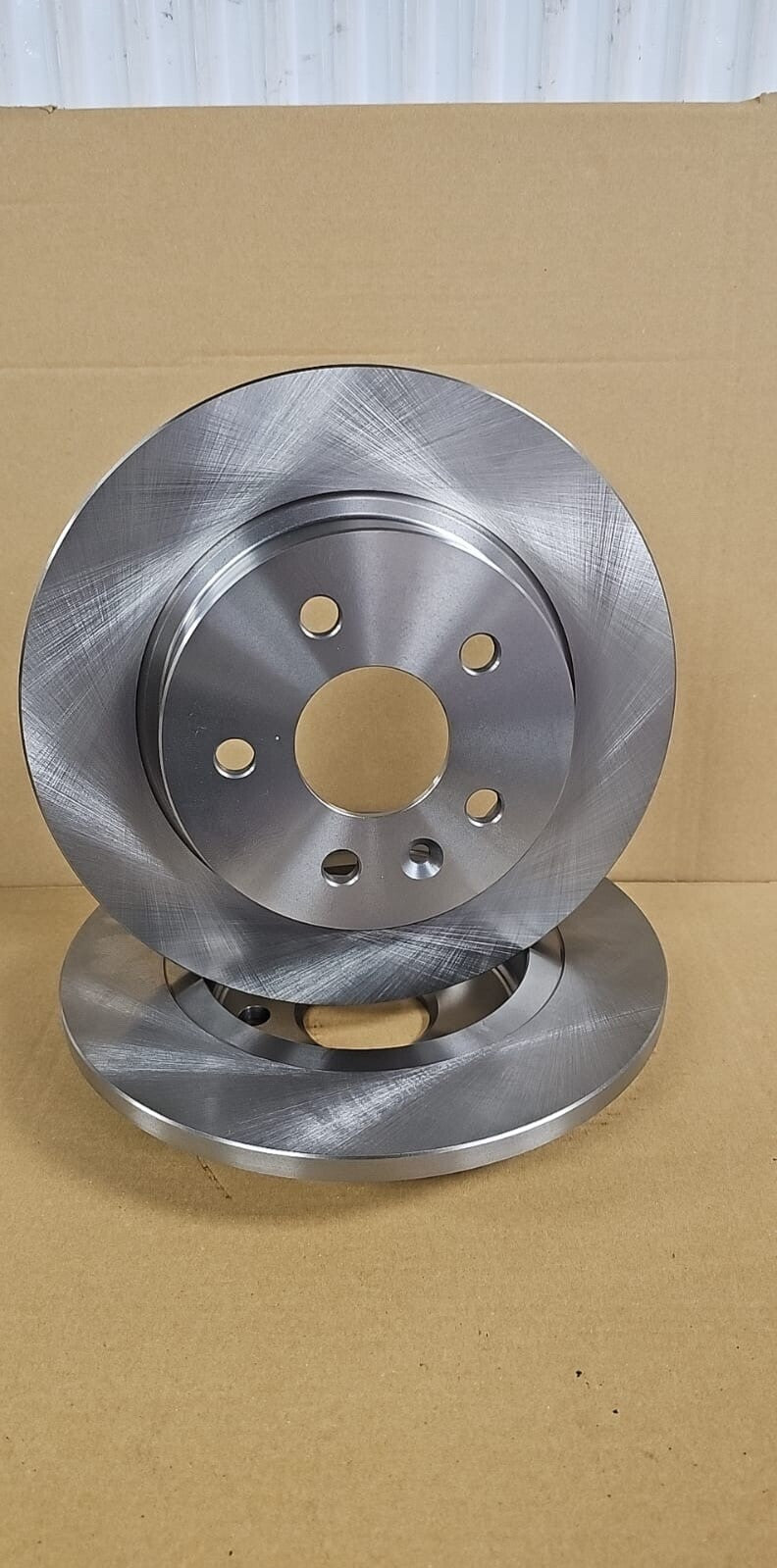 FOR CHEVROLET CRUZE AVEO 1.2 1.3 1.4 1.6 1.8CDI 2 REAR BRAKE DISC PAD 2009-15