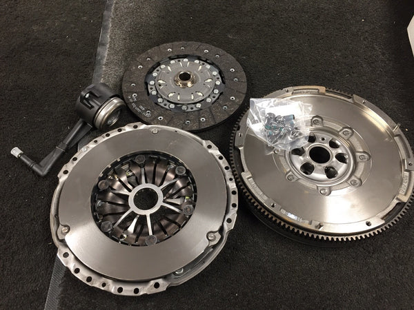 AUD IA3 8P  BEETLE 2.0TDi  CFFB  2.0TDi CLCB CFHC DUALMASS  FLYWHEEL CLUTCH KIT