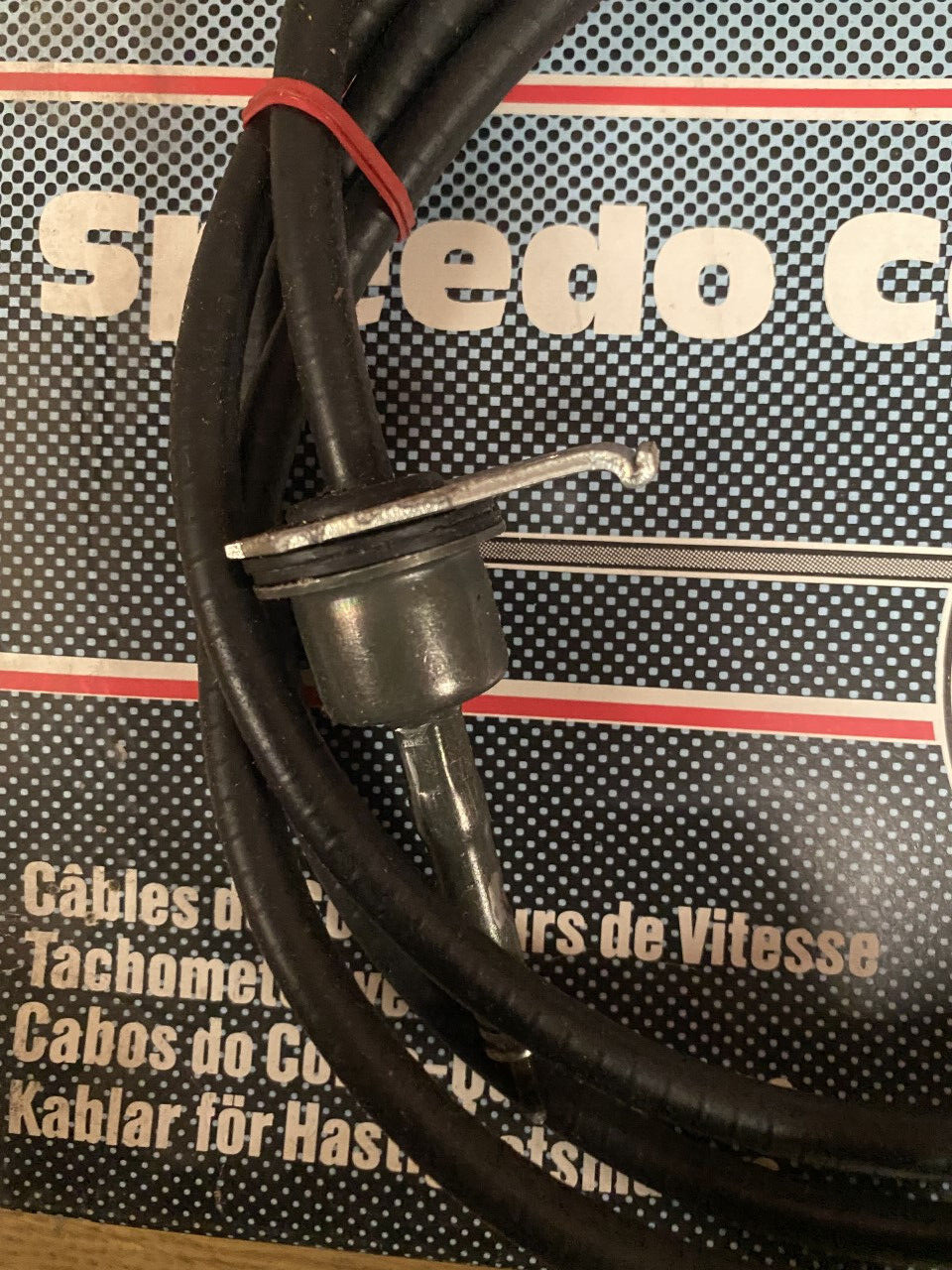 FOR VAUXHALL CAVALIER MK1 1300 1.3 1977-82 SPEEDOMETER CABLE MSD869