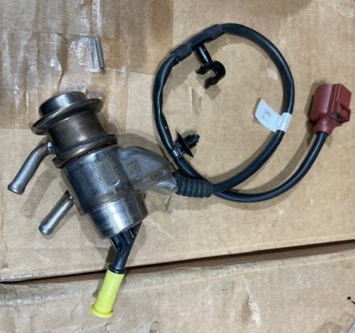 AD BLUE  INJECTOR VW AUDI 04L131113P 04L131113K 04L131113L 04L131113R 04L131113
