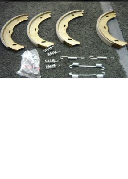 FOR VITO W638 96-03 HAND BRAKE SHOE REAR HANDBRAKE PARKING SHOE FITTING KIT