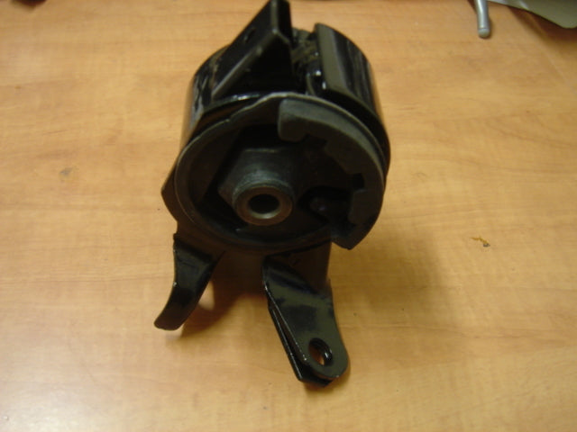 MAZDA 6 1.8 2.0 2.3 2.0d 2002-08 ENGINE GEARBOX MOUNT MOUNTING LOWER LEFT SIDE