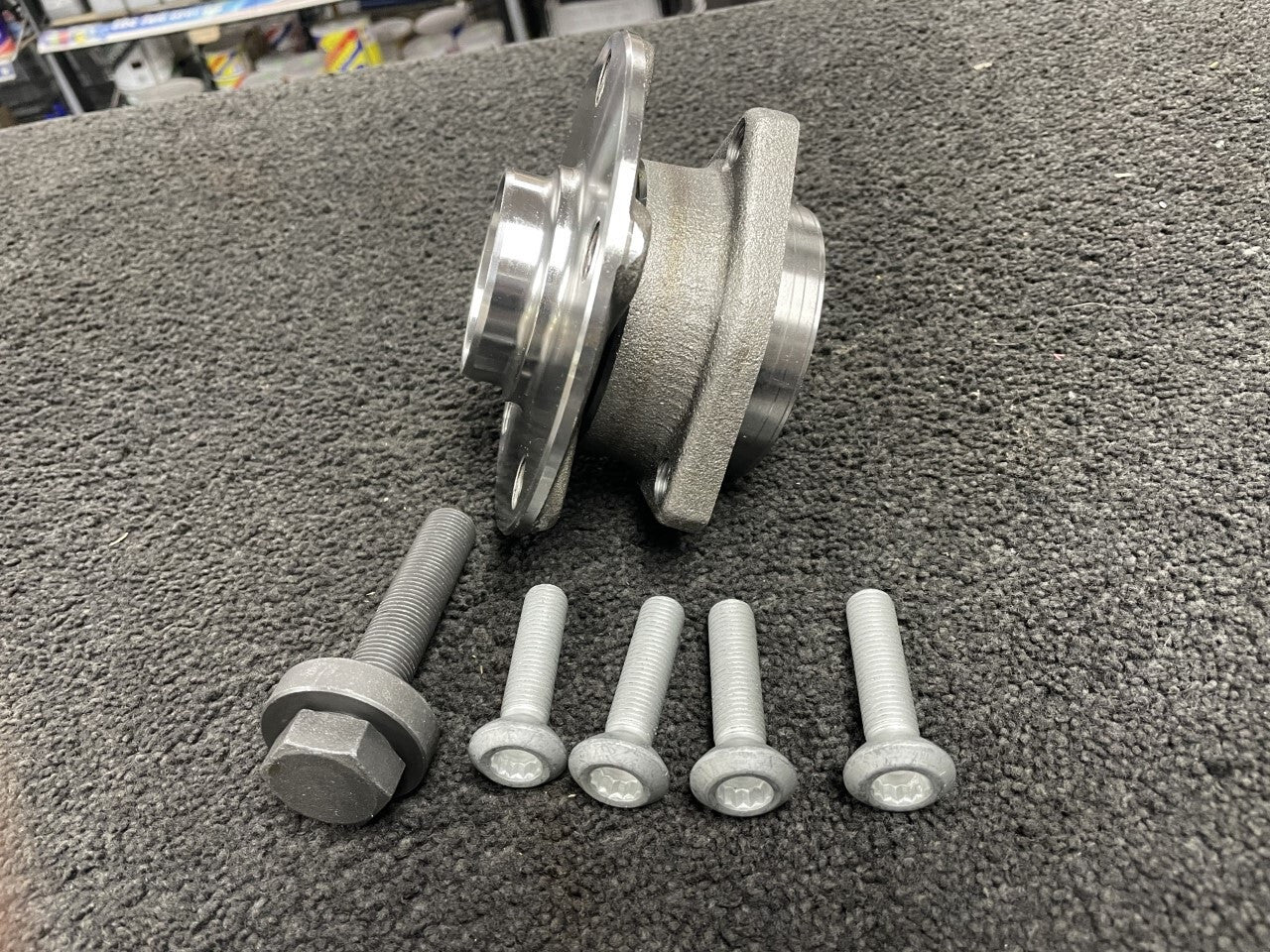 FOR AUDI A3 VW GOLF MK5 MK6 OE QUALITY FRONT WHEEL BEARING HUB KIT 3 STUD TYPE