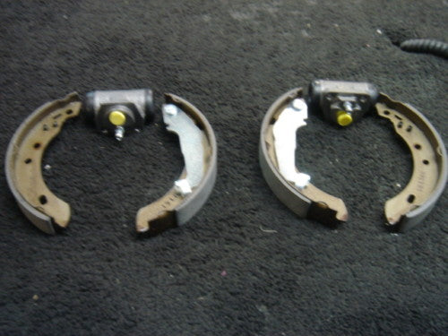 FOR NISSAN MICRA K11 REAR BRAKE SHOES REAR BRAKE CYLINDERS LEFT RIGHT PAIR