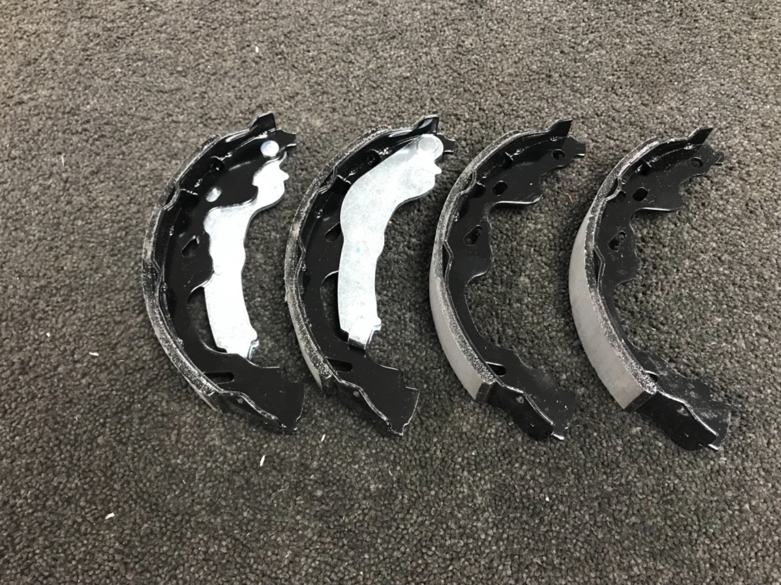 For Toyota Aygo Rear Brake Shoes Shoe Set 2005-Onwards 